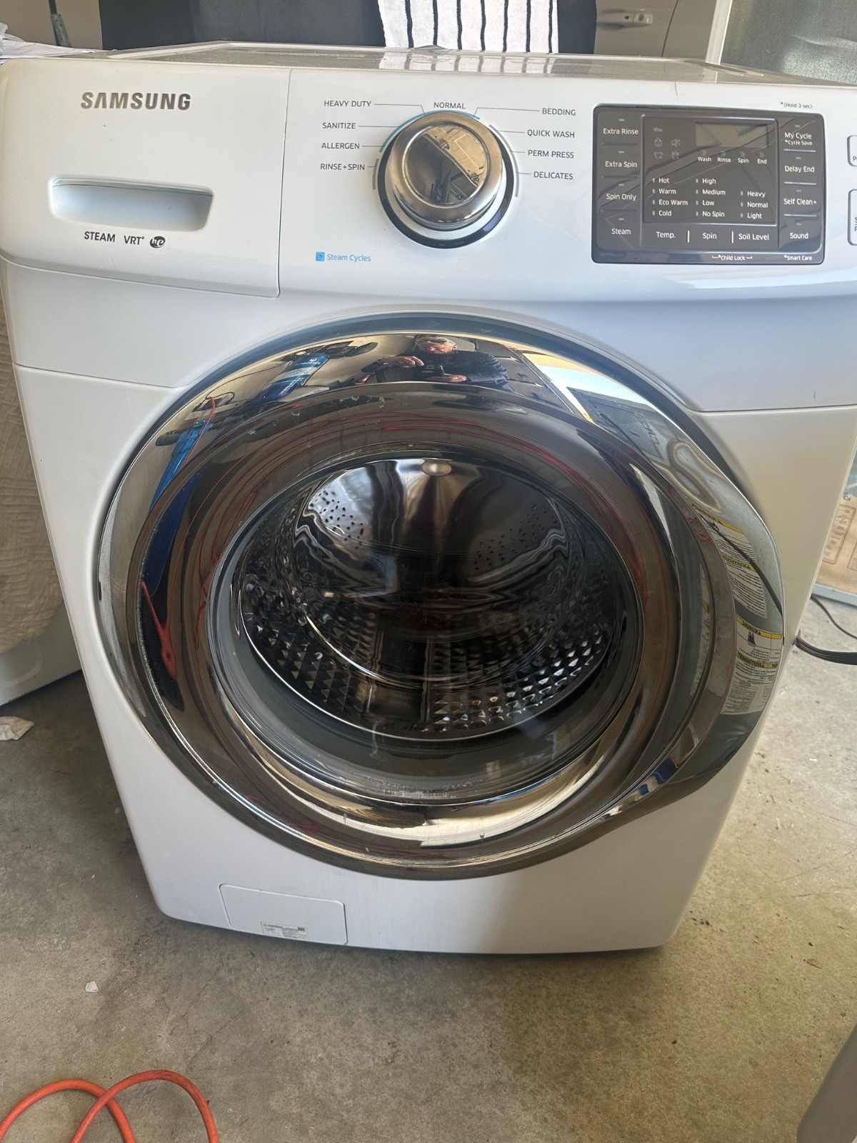  Samsung WF5200 4.2 cu. ft. Front Load WasherWF42H5200AW/A2 Pre-Owned