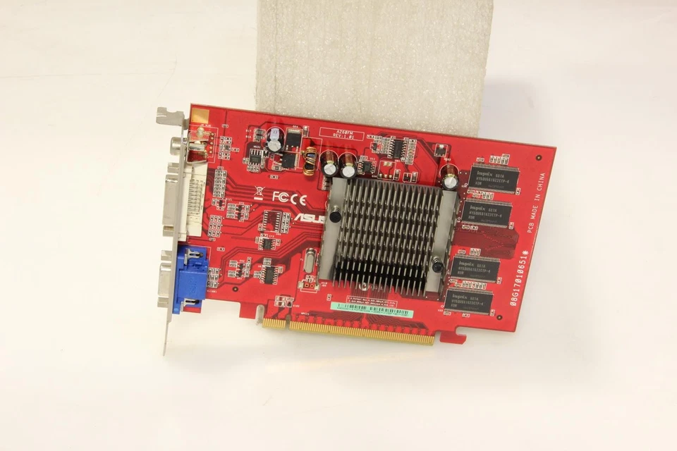 ASUS EAX300SE-X/TD/128M/A ATI Radeon X300SE 128MB Video Card. SKU224089 - Image 2 of 4