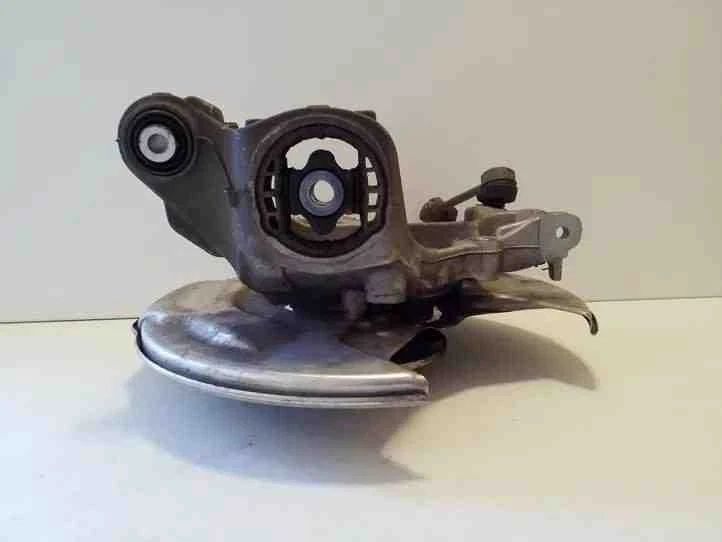 Husillo de cubo trasero izquierdo VOLVO XC60 II 246 32217286 2.0 26234014 Foto 3 de 4