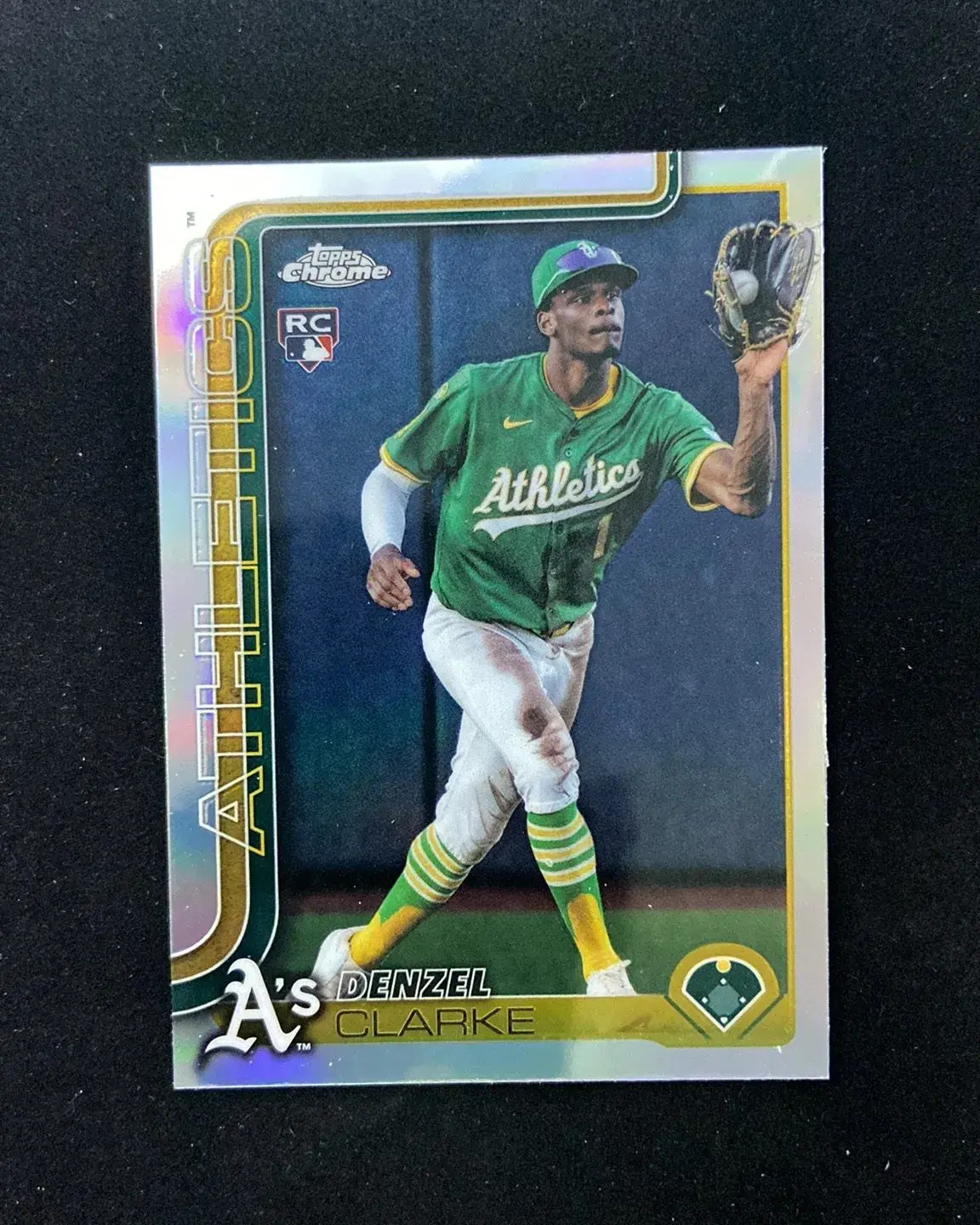 2025 Topps Chrome Update Refractor #USC15 Denzel Clarke RC Athletics mic JW62