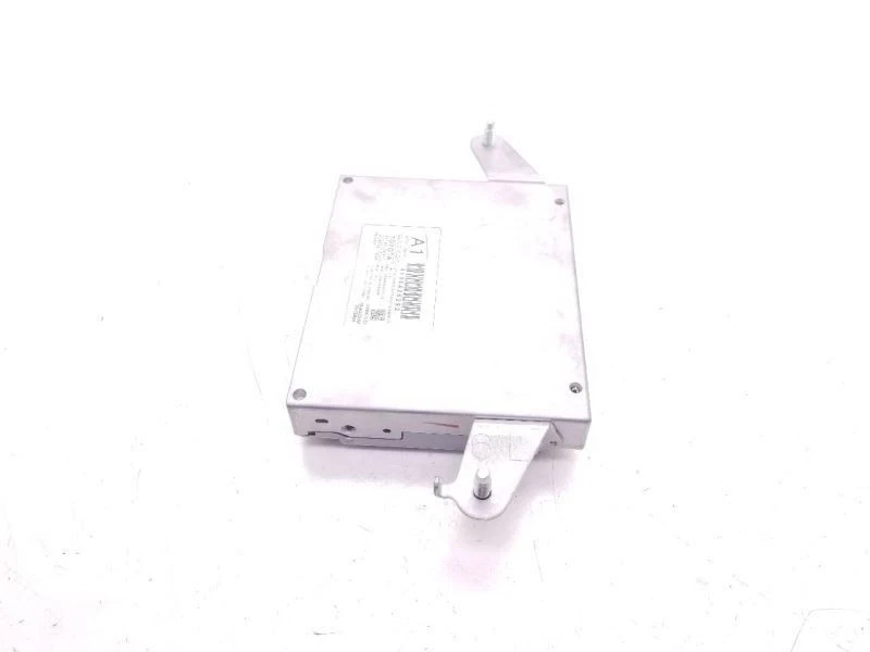 Lexus NX200T 2016 2,0 L 4x4 módulo de control de comunicaciones telemáticas ECM  Foto 4 de 4