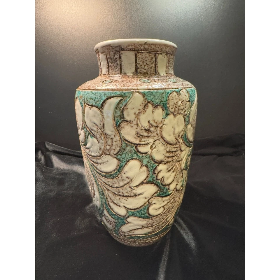 Jarrón Fratelli Fanciullacci con pétalos de flores Italia MCM (desde 1941-1969) Foto 2 de 4