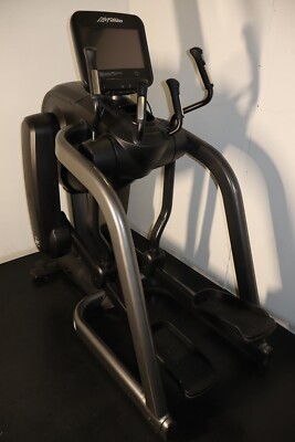 Life Fitness Discover SE Flex Strider BUYER PAYS SHIPPING