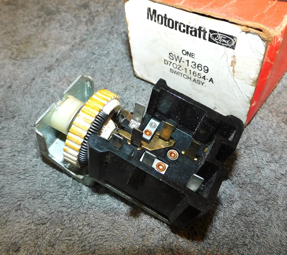 1979 Ford Mustang Mercury Capri новый из старых запасов переключатель фар головного света - Изображение 3 из 4