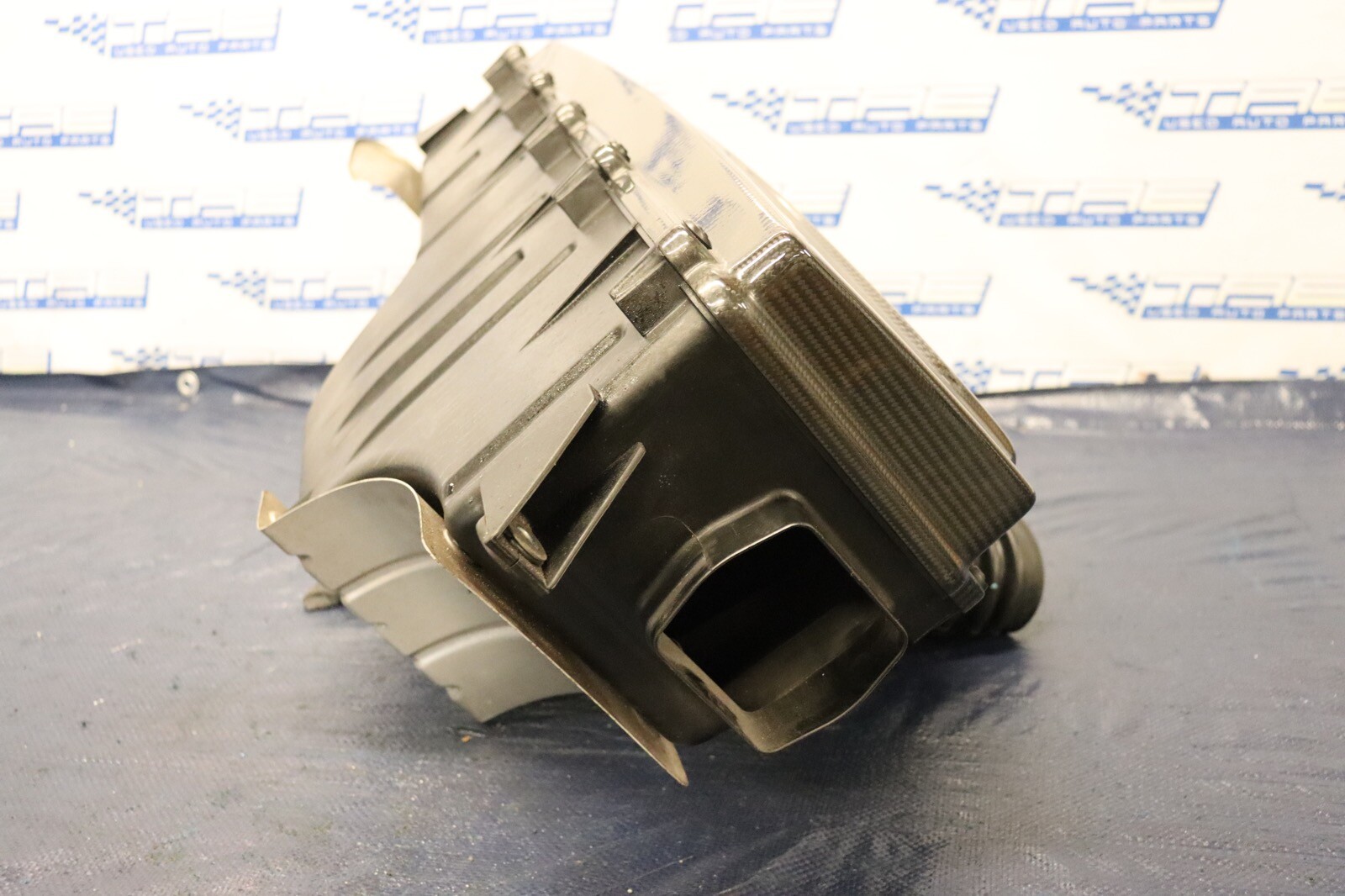 2012 AUDI R8 5.2 QUATTRO SPYDER V10 OEM ENGINE AIR INTAKE W CARBON LID #1256