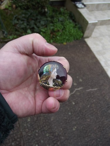 Ancien Broche limoges en émaillé signée lazerat monture en or 18 carats - Imagen 16 de 19
