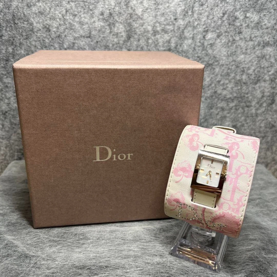 Montre Christian Dior Trotter cadran blanc coque acier inoxydable rose fabrication suisse