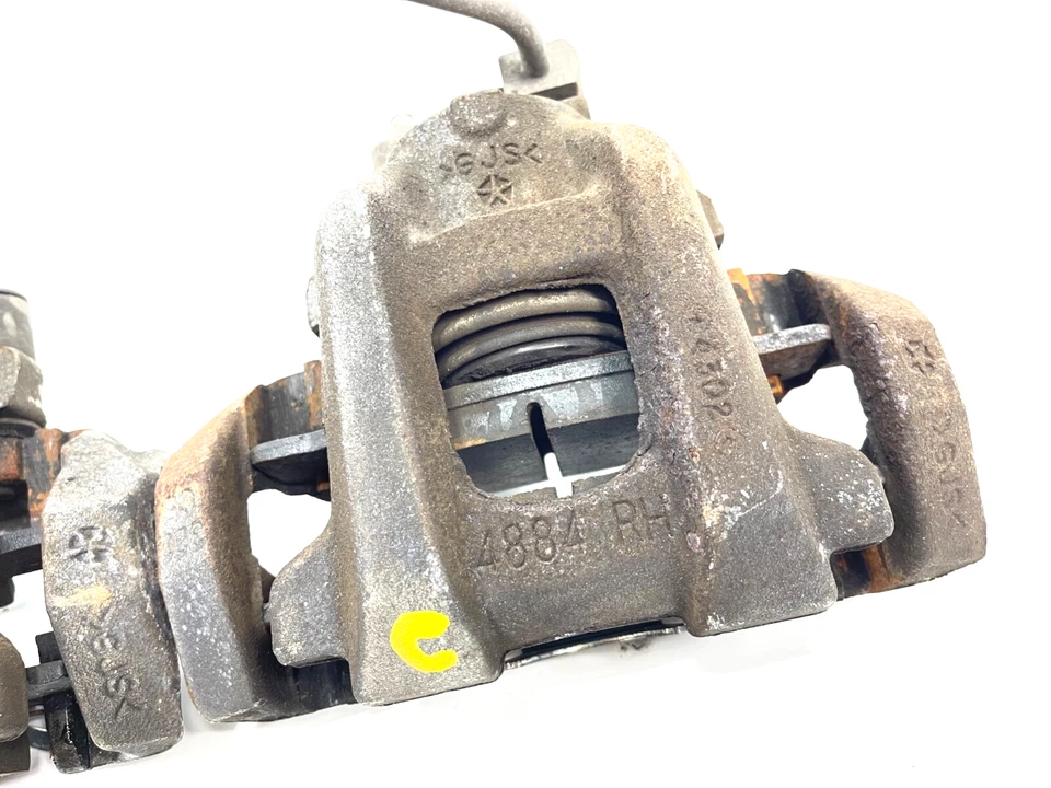 Juego de pinzas de freno traseras izquierda derecha Dodge Durango 2011-2020 LH RH OEM Foto 2 de 4