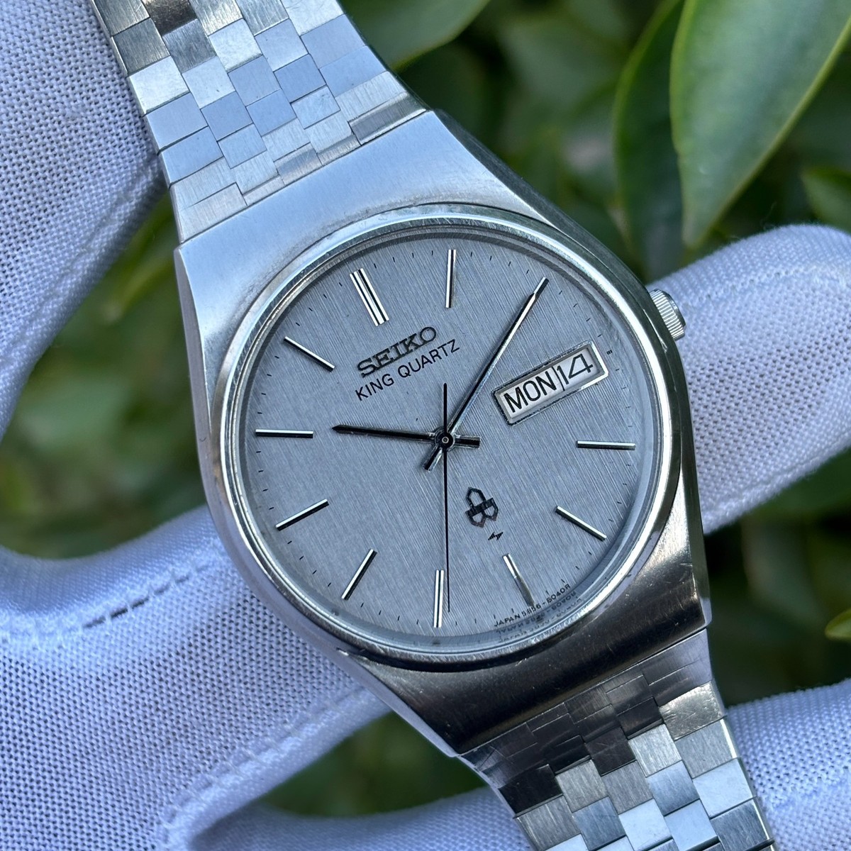 Vintage Seiko King Quartz Gray Textured Dial Japan Made Men's