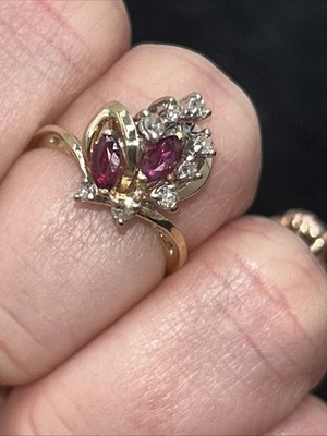 Antiker 14k massiver Gelbgold natürlicher Rubin & runde Diamanten Cocktail Ring Größe 7