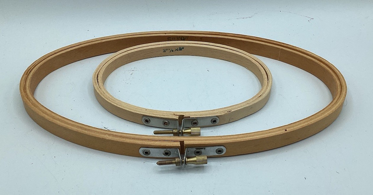 Sewing Craft Hoops 3 1/2&rdquo;x 5&rdquo; And 5&rdquo;x 9&rdquo;
