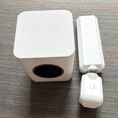 Ubiquiti AmpliFi HD Mesh WiFi System AFI-R Router + 1 MeshPoint AFI-P-HD