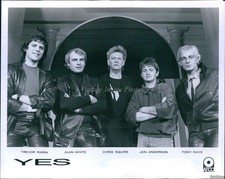 1984 Trevor Rabin Alan White Chris Squier John Anderson, Yes Musician 8X10 Photo