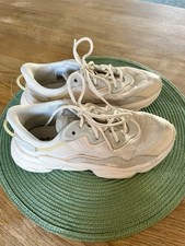 Adidas  Ozweego Women's Trainers Size 4.5 Beige