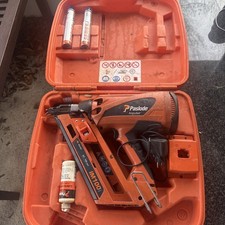 Paslode Impulse IM100 CI Gasnagler 1Akku und Ladegerät dabei 