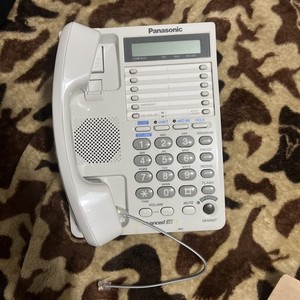 Panasonic KX-TS208W 2-Line Corded Phone Speakerphone LCD White