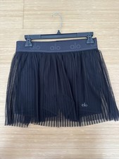 ALO Women  s Skirt Size Medium Black Used Once
