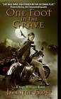 One Foot in the Grave: A Night Huntress Novel by Jeaniene Frost (Paperback, 2008)