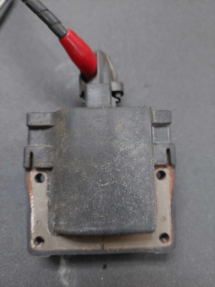 TOYOTA DENSO Ignition Coil Pack 029700-7051 Used Original TOYOTA DENSO Ignition Coil Pack 029700-7051 Used Original