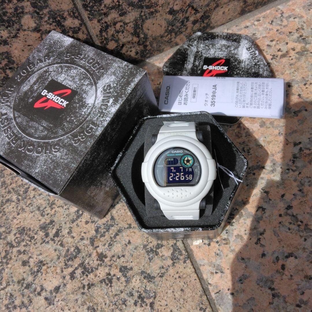 CASIO G-SHOCK G-B001SF-7JR Sci-fi World Series Carbon CASIO G-SHOCK G-B001SF-7JR Sci-fi World Series Carbon