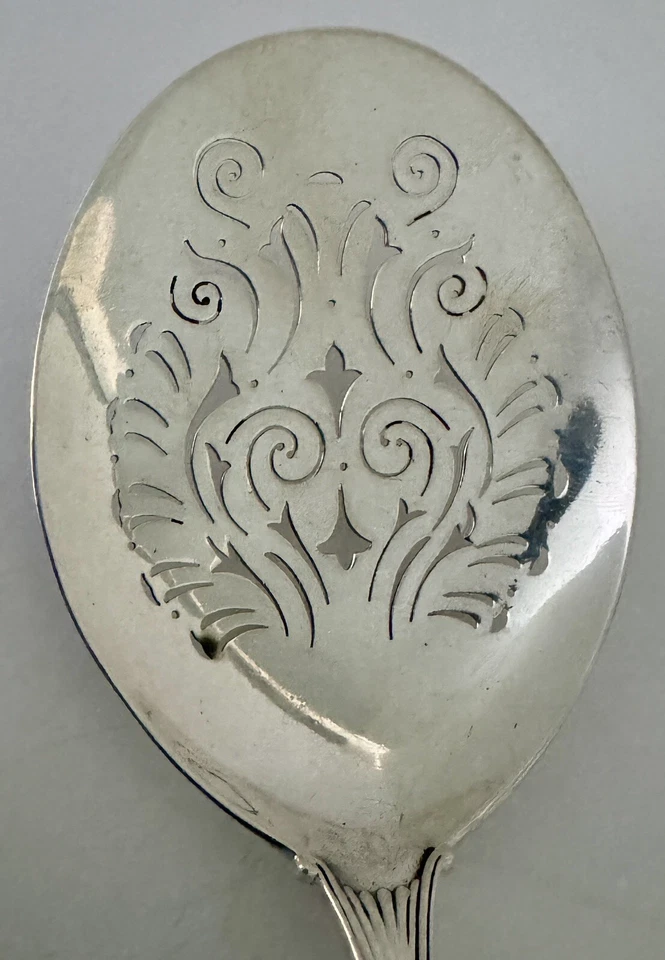 "SERVIDOR DE HUEVOS ESCALFADOS O FRITOS TIFFANY FLORENTINE STERLING 9 1/4"" SIN MONO" Foto 3 de 4