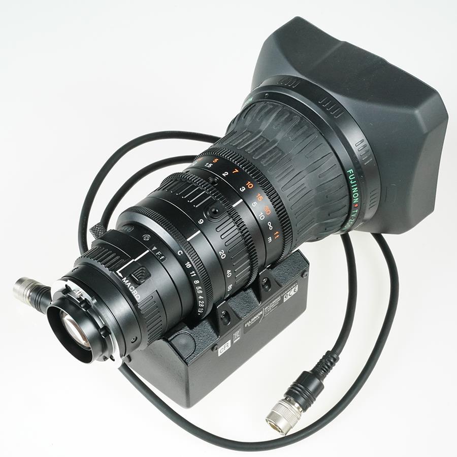 ガメラ Fujinon AW-LZ17MD9AG 17x Full Servo HD Lens for 2/3