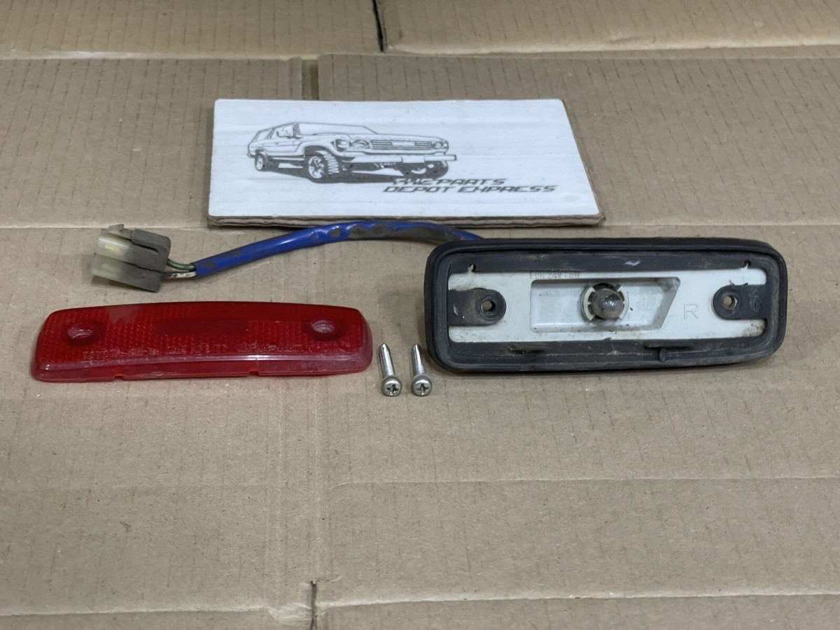 jonページ RH Side Marker Parking Light 1980-1987 Toyota Land Cruiser BJ60
