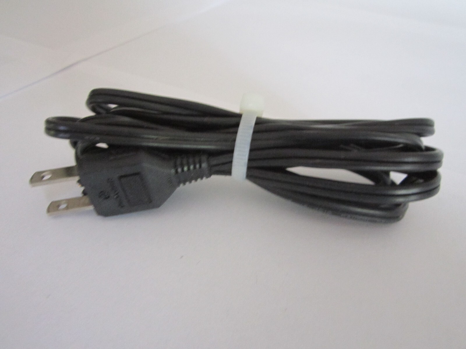 Pioneer SG-9800 SG-9   AC Power Cord (Pioneer Insignia on Plug.)   ADG-023