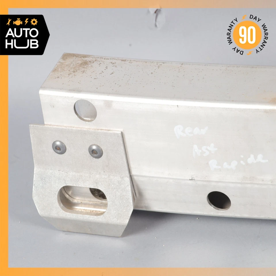 Barra de impacto de refuerzo de parachoques trasero Aston Martin Rapide 10-19 OEM 11k Foto 3 de 4