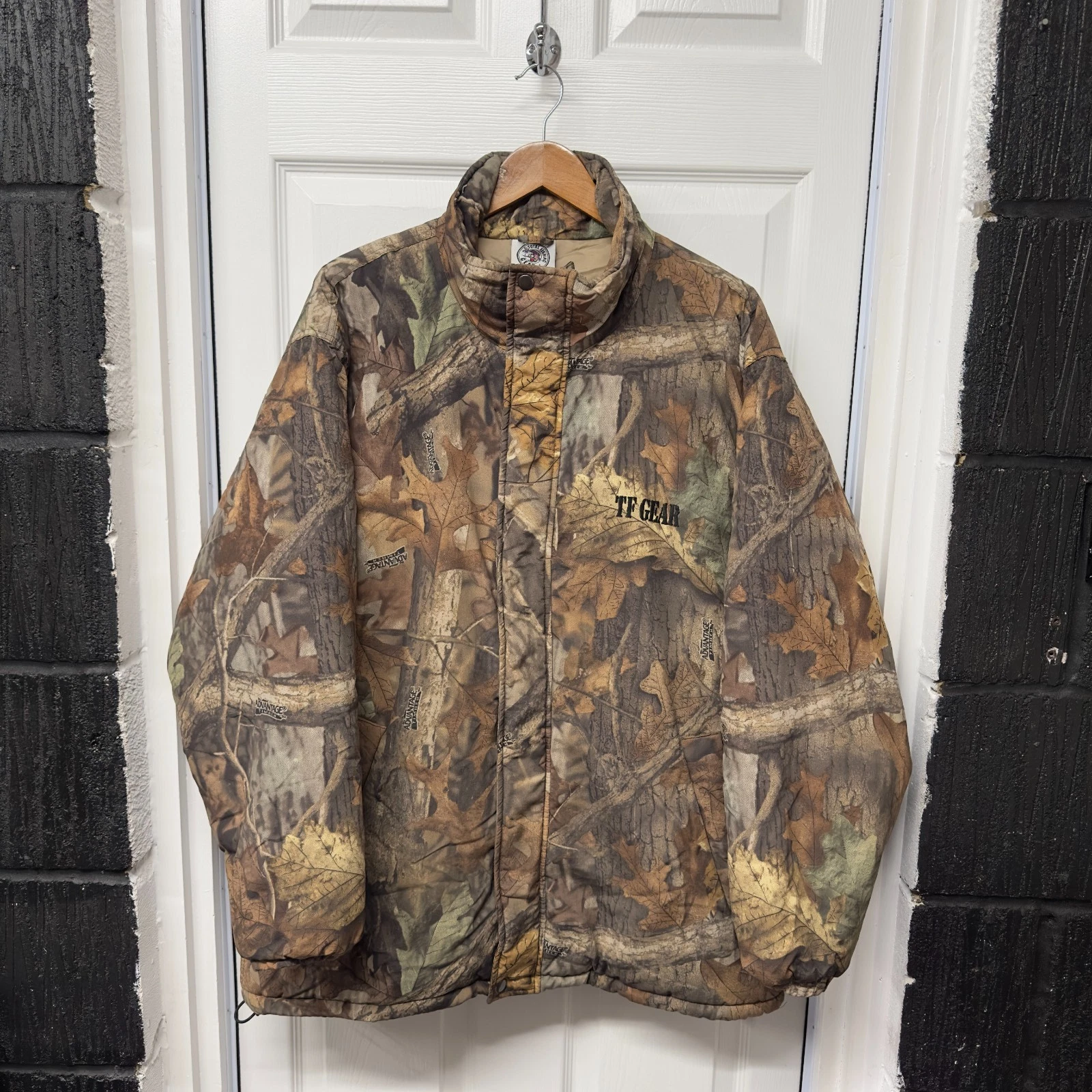 Total Fishing Gear (TF Gear) Real Tree Jacket Size L Woodland Hunting Coat Leaf