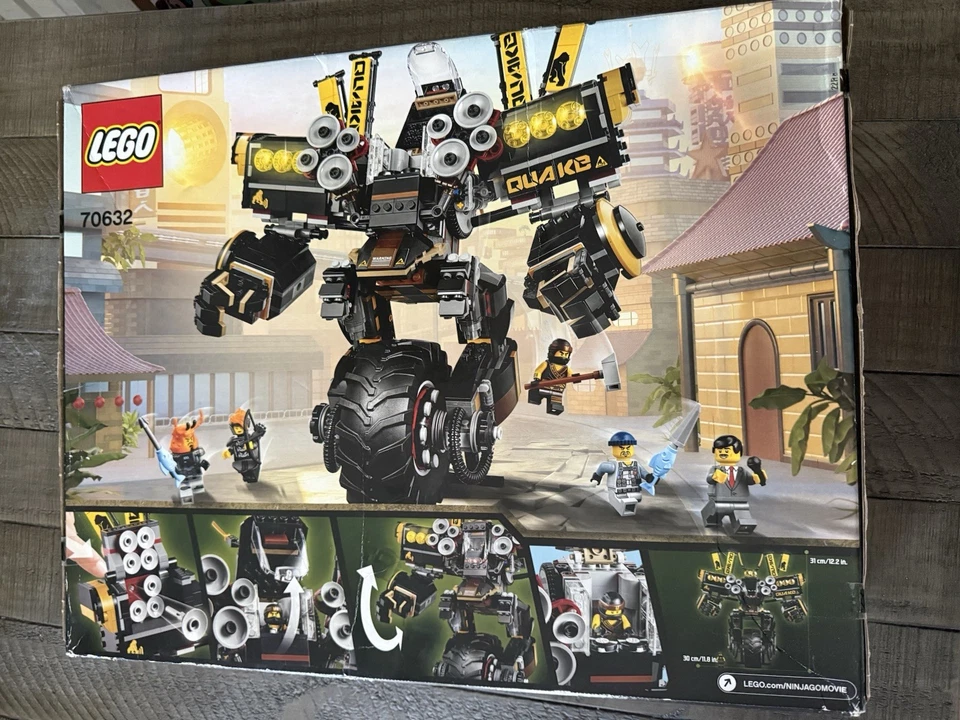 LEGO the LEGO Ninjago Movie: Quake Mech (70632) New Sealed - Damaged Box - Image 2 of 4