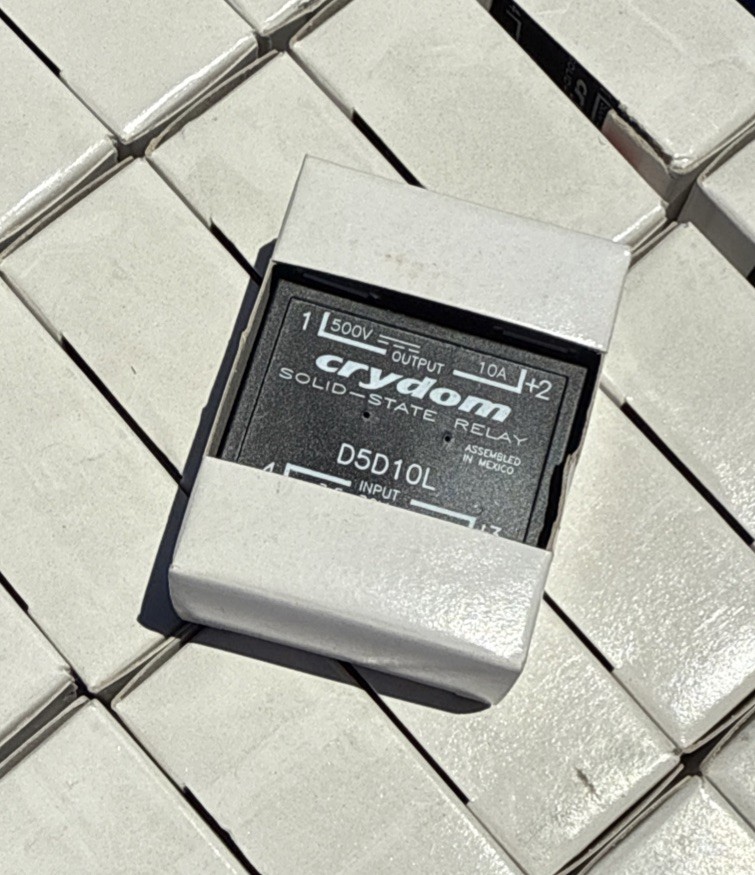 Salida relé de estado sólido Crydom D5D10L 500 V 10A entrada 3,5-32 V