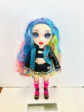 Rainbow High Amaya Raine Fashion Doll Incompl...