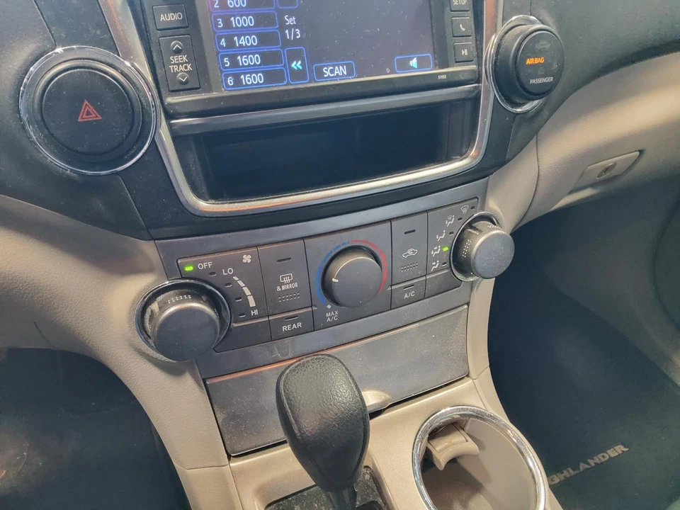 Conjunto de cremallera y piñón usado se adapta a: Toyota Highlander 2013 cremallera eléctrica y piñón Foto 3 de 4