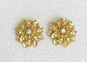 1960's Brushed Gold Tone Floral 2 Tier Petal Crystal Rhinestone Clip On Earrings