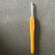 Woobles Lana the Alpaca crochet hook 4.0mm
