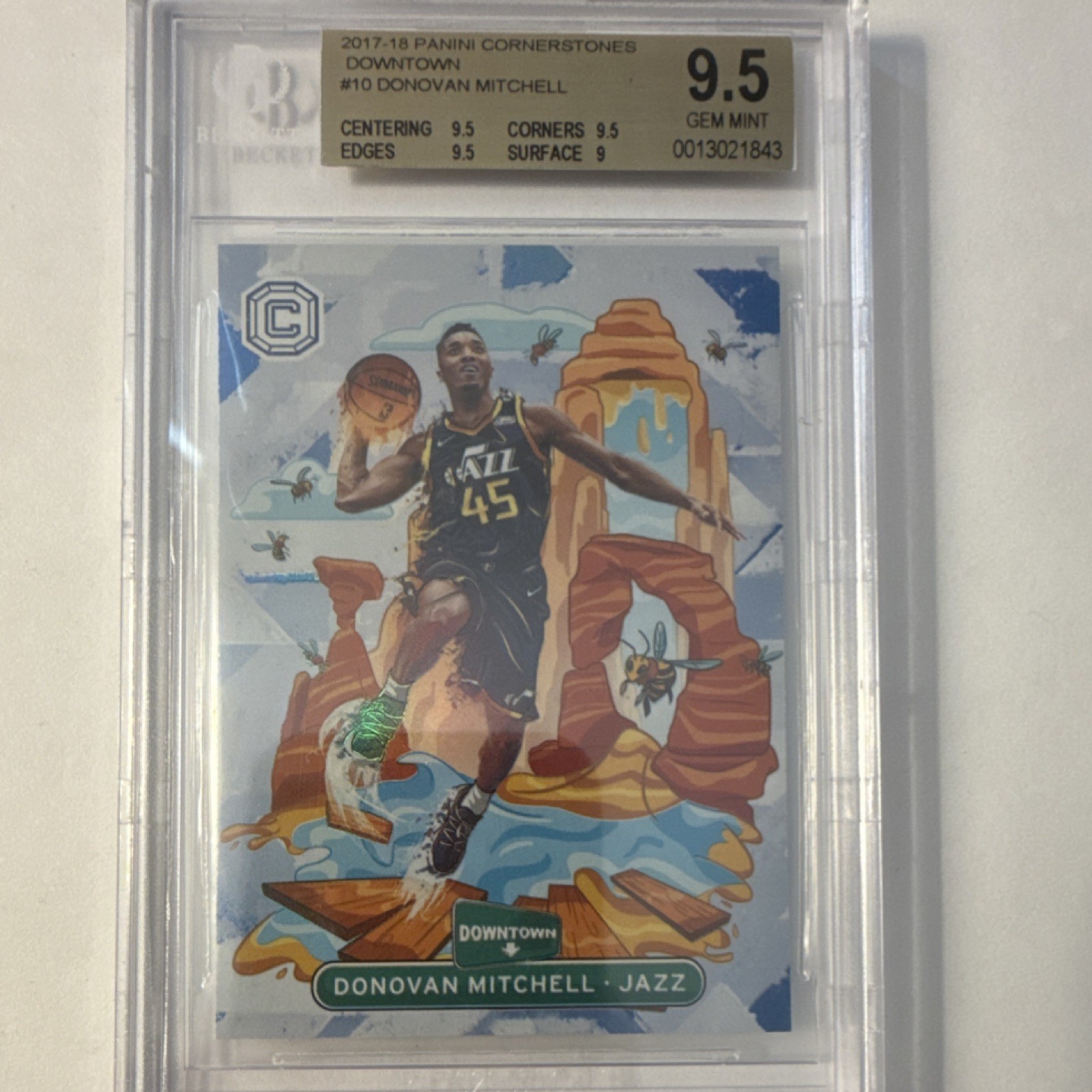 2017-18 Panini Cornerstones Downtown Donovan Mitchell #DT10 Beckett Graded 9.5