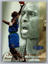 Kevin Garnett [Row 3] #4 Prices | 1998 Flair Showcase | Basketball