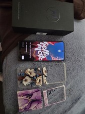 Motorola Razr Ultra 40