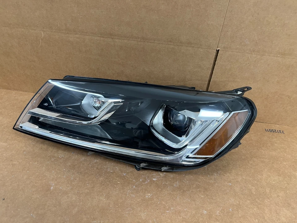 OEM 2015 2016 2017 2018 VOLKSWAGEN TOUAREG КСЕНОНОВАЯ ФАРА ЛЕВАЯ СТОРОНА LH ИЗЯЩНАЯ!! - Изображение 3 из 4