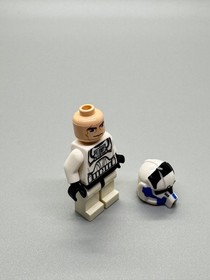 LEGO Star Wars Clone Pilot 501st Legion Minifigure - 75004 Z95 Headhunter sw0439