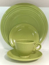 5pc Vintage Fiesta Chartreuse Place Setting HLC ca. 1950 - 1959