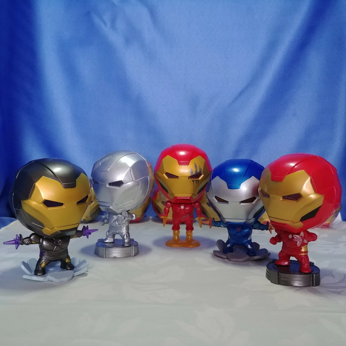 Avengers big hotsell head figures
