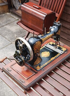 Jones Family Cs Hand Crank Sewing Machine Made In Manchester, England