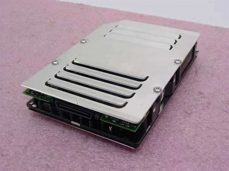 Seagate ST39102FC 9.1GB 3.5" Hard Drive Fibre Channel HDD AS-IS - Image 3 of 4
