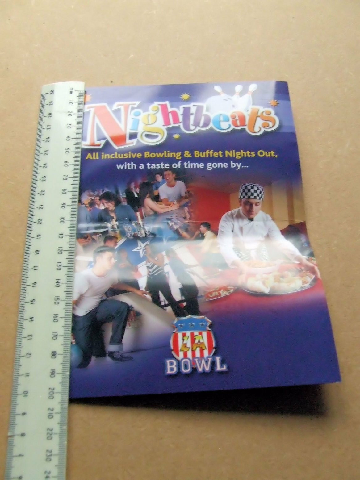 VINTAGE LA BOWL NIGHTBEATS BOWLING & BUFFET BROSCHÜRE MIT MENÜS UND PREISEN