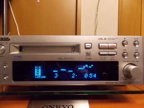 Onkyo MD105FX Hi-Md Mini Disque Enregistreur Haute Vitesse Audio INTEC205 Argent - Zdjęcie 1 z 4