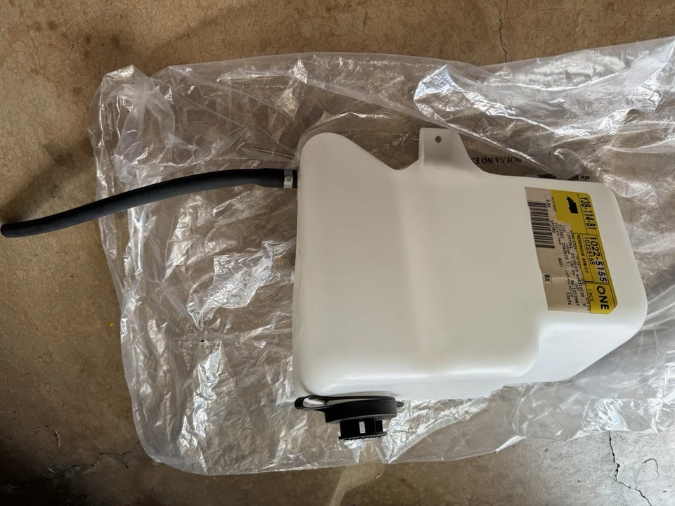 Cadillac Fleetwood 1993 tanque de depósito de refrigerante con tapa Foto 4 de 4