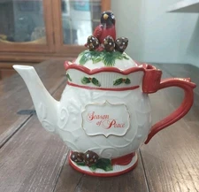 Cracker Barrel Christmas Season Of Peace Ceramic Tea Pot  Cardinal