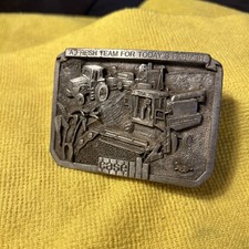 Vintage CASE Belt Buckle IH Logo Farm Tractor Combine Collector Patina 1985     